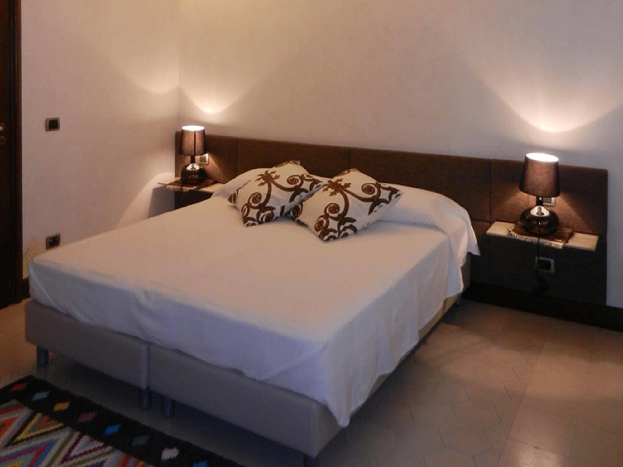 Vecchia Dimora Resort Centuripe Exteriör bild